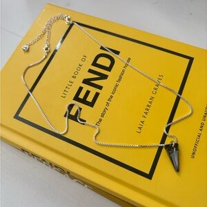 Hillberg & Berk vintage hematite sterling silver Swarovski necklace w extender